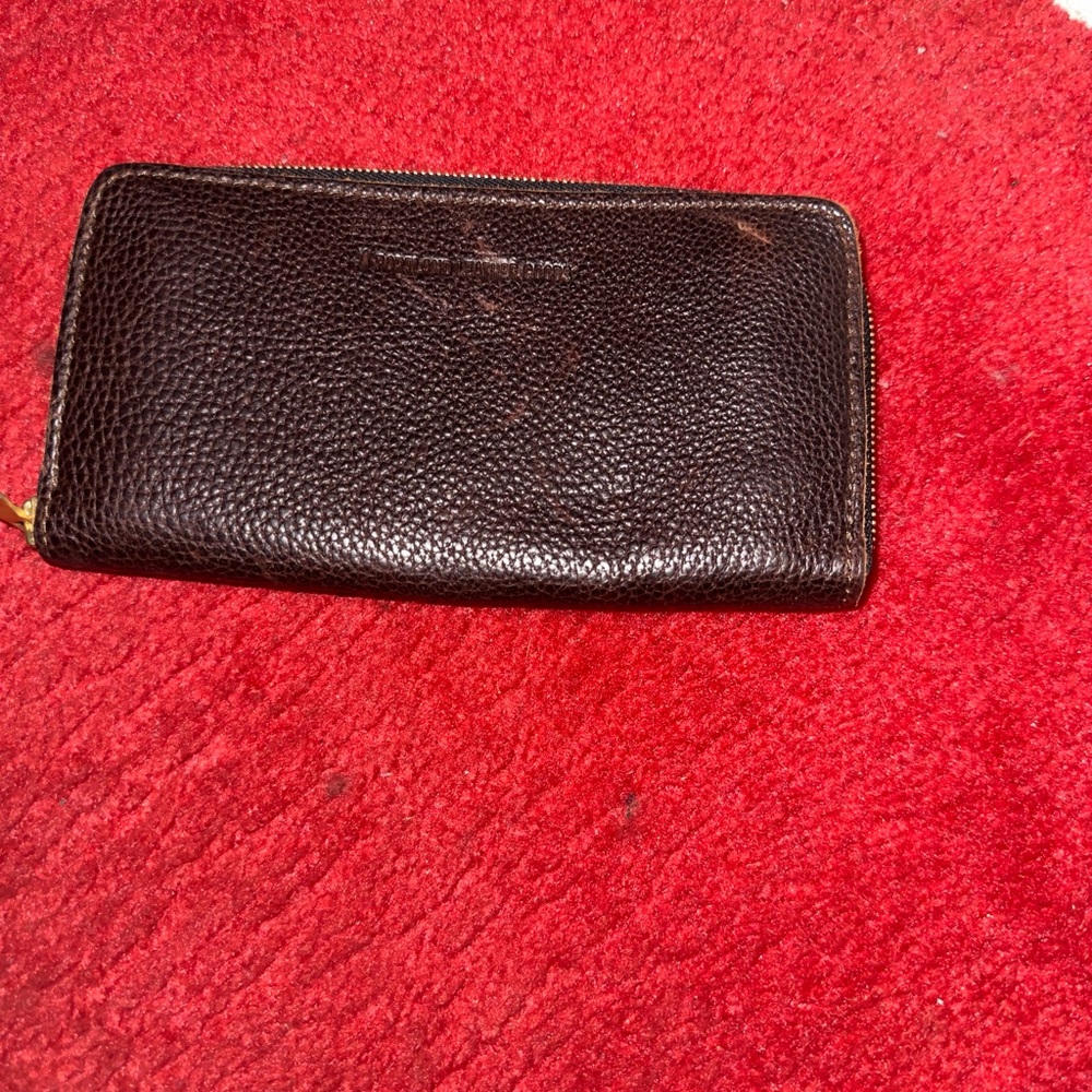 Accordion zip wallet